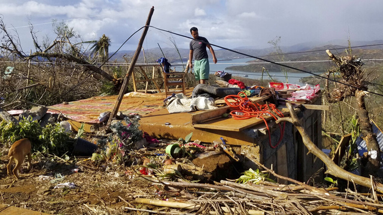 Φιλιππίνες: Κυβερνήτης απευθύνει απεγνωσμένη έκκληση για βοήθεια μετά το καταστροφικό πέρασμα του τυφώνα Ράι