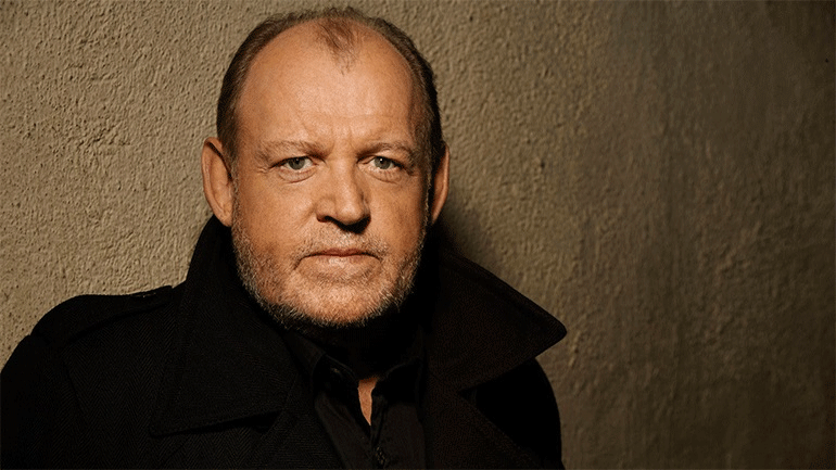 Σαν σήμερα έφυγε από τη ζωή ο σταρ της ροκ Τζο Κόκερ