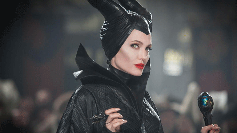 Χαρούμενες γιορτές με τις αγαπημένες πριγκίπισσες της Disney