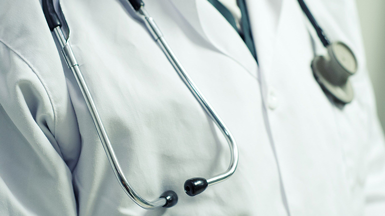 Γερμανία: Γιατροί εξέδιδαν πλαστά πιστοποιητικά εμβολιασμού και χορηγούσαν αραιωμένα εμβόλια