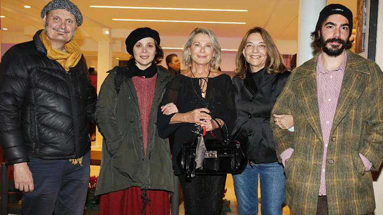 «Έγκλημα και Τιμωρία»: Εικόνες από την επίσημη πρεμιέρα της παράστασης της Όλιας Λαζαρίδου