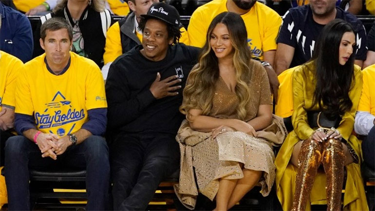 Jay-Z: Δίχασε τους θαυμαστές του επειδή χαρακτήρισε τη Beyonce «εξέλιξη» του Μάικλ Τζάκσον