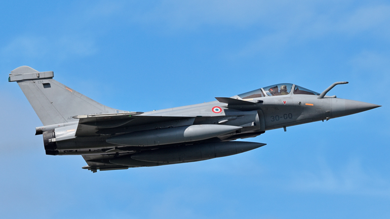 «Η Ελλάδα εξοπλίζεται»