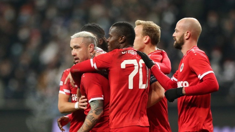 Έντεκα περιστατικά Covid-19 στην Αντβέρπ – Aναβλήθηκε το ματς με την Κορτράικ