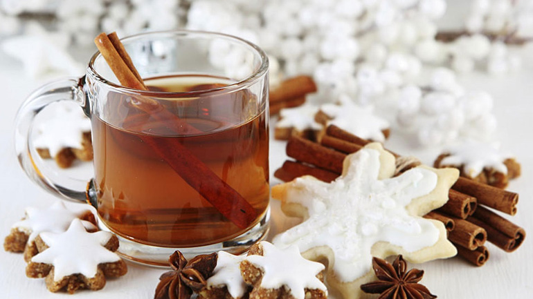 Φτιάξτε μηλίτη και καθίστε με τα αγαπημένα σας άτομα δίπλα στο τζάκι