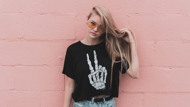 Οχτώ συμβουλές για να μακρύνουν τα μαλλιά σας πολύ γρήγορα