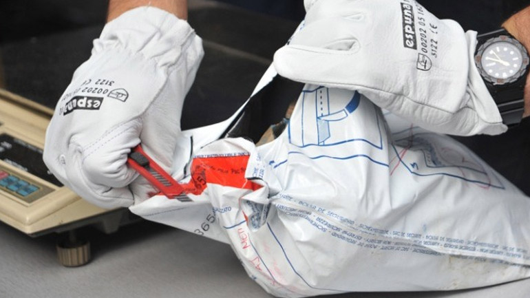 Γαλλία: Κατασχέθηκε ένας τόνος κοκαΐνης από την Κολομβία