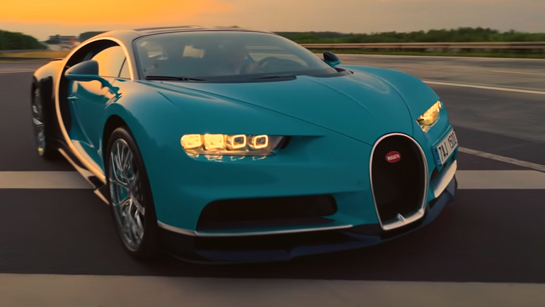 Πώς είναι να «πιάνεις» 414χλμ./ώρα σε δημόσιο δρόμο;