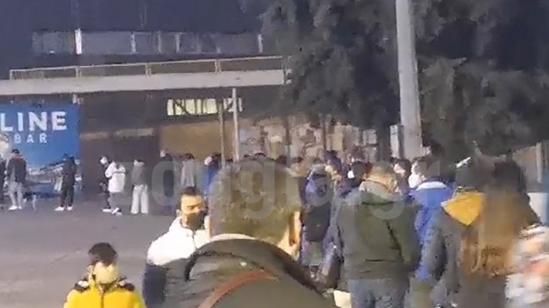 Ατελείωτες ουρές για rapid test στη Θεσσαλονίκη