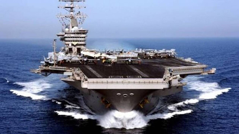 Αμερικανικό αεροπλανοφόρο παραμένει στη Μεσόγειο
