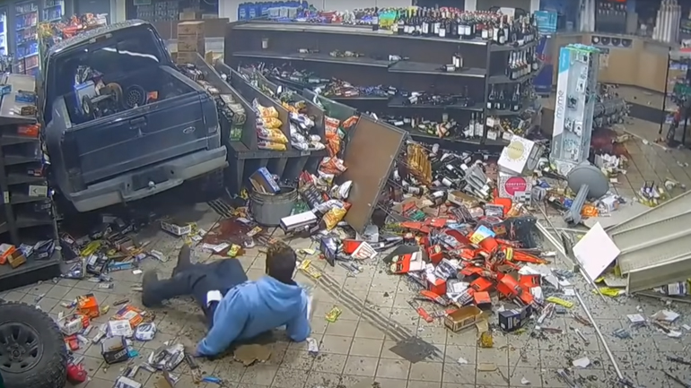 Ο εξυπνάκιας που έγινε ρεζίλι και viral ταυτόχρονα