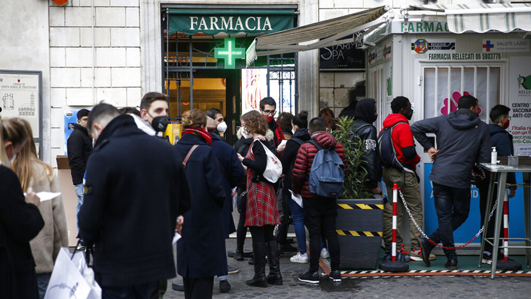 Ιταλία: Αυξάνονται οι έλεγχοι εν όψει Πρωτοχρονιάς – Απαγορεύονται οι υπαίθριες γιορτές