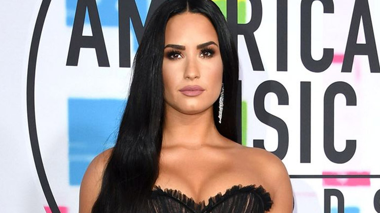 Buzz Cut: Το κούρεμα της Demi Lovato που θυμίζει έντονα την Sinead O’ Conor