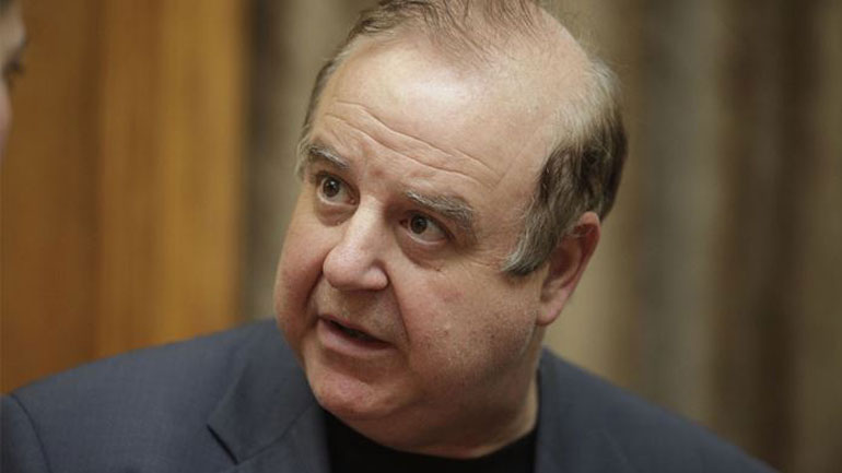 Αναστέλλεται η θεατρική παράσταση όπου συμμετέχει στην Κύπρο o Παύλος Χαϊκάλης