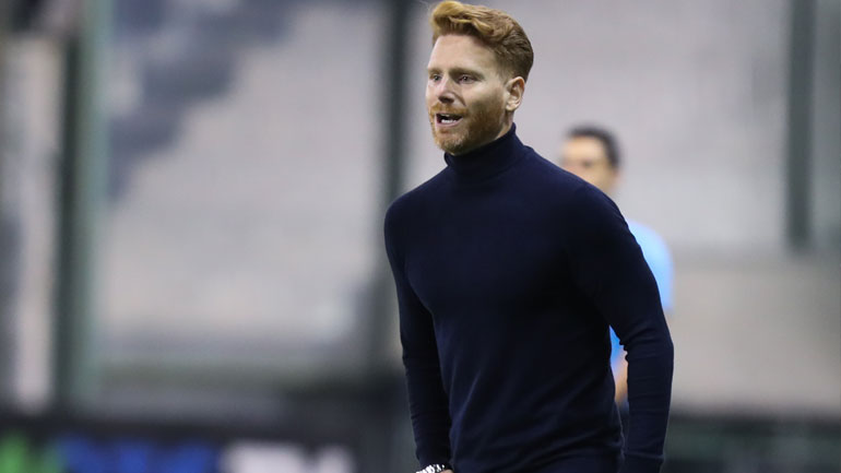 Στη Βασιλεία ο Αμπασκάλ!