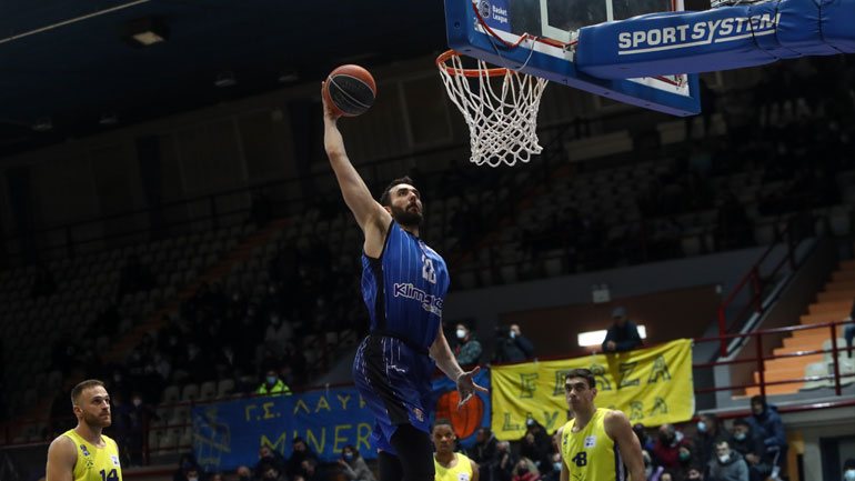 Μπάσκετ: Στην ΑΕΚ ο Κουζέλογου