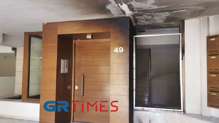 Θεσσαλονίκη: Αυτοσχέδιος εκρηκτικός μηχανισμός εξερράγη σε είσοδο οικοδομής στην Καλαμαριά