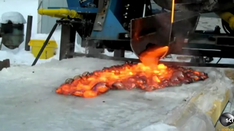 Τι συμβαίνει όταν η λάβα ακουμπά τον πάγο;