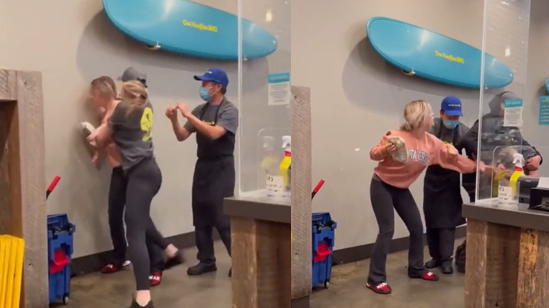 Γυναίκες παίζουν ξύλο σε φαστφουντάδικο