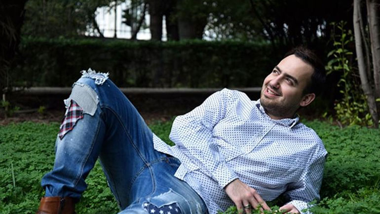 Ο Μαυρίκιος Μαυρικίου μας συστήνει για πρώτη φορά την 22χρονη μέλλουσα σύζυγό του