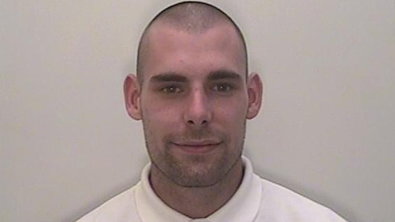 «Εφιάλτης» στην Αγγλία:  Δολοφόνησε μητέρα και τρία παιδία- Του απαγγέλθηκαν κατηγορίες