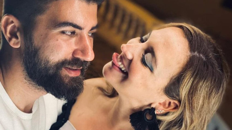 Γέννησε η Κλέλια Πανταζή: Η πρώτη φωτογραφία του νεογέννητου γιου της