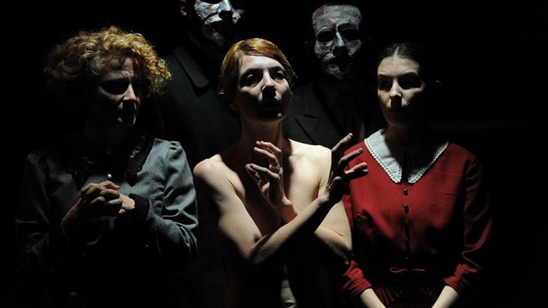 «Μεταμόρφωση» του Φραντς Κάφκα, για τρίτη χρονιά, στο θέατρο Πόρτα