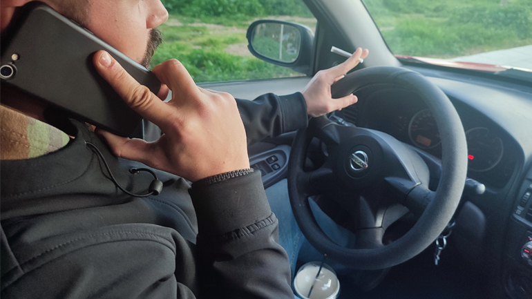 «Εγώ είμαι οδηγάρα»! Οι μαγκιές του Έλληνα οδηγού που δηλώνουν το αντίθετο