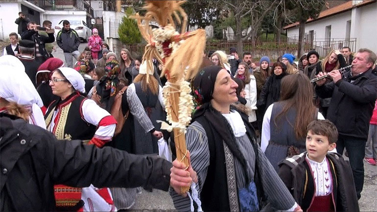 Τζαμαλάρια: Τo έθιμο των Θεοφανίων στην Άρνισσα Πέλλας