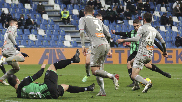 Πολύτιμος βαθμός για την Τζένοα, 1-1 με τη Σασουόλο