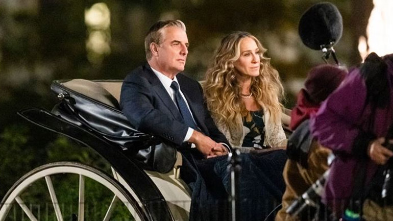 And Just Like That: Κόπηκαν οι σκηνές του Chris Noth στο Παρίσι μετά τις καταγγελίες για σεξουαλική κακοποίηση
