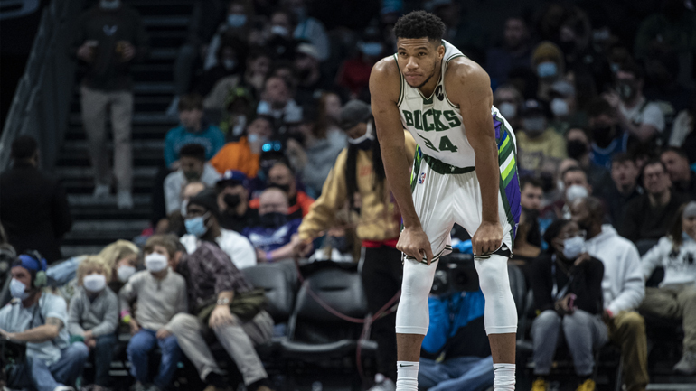 Μπακς: Εξαιρετικός ο Αντετοκούνμπο, αλλά… μόνος – Ήττα 114-106 από τους Χόρνετς