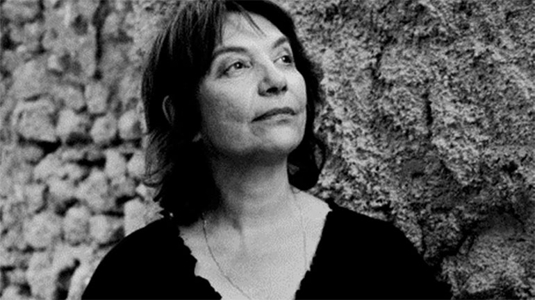 Όλια Λαζαρίδου: «Ο Τζούμας είναι γνωστός για το μαύρο και ακραίο του χιούμορ»