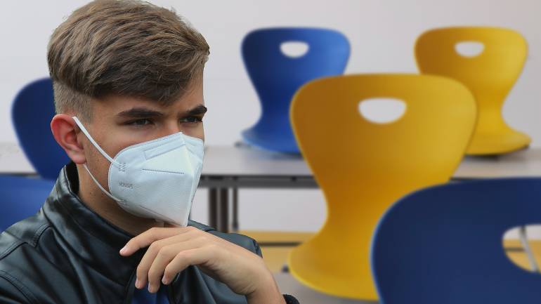 Αυστρία: Φυσική παρουσία και αυξημένα τεστ στην επιστροφή στα θρανία