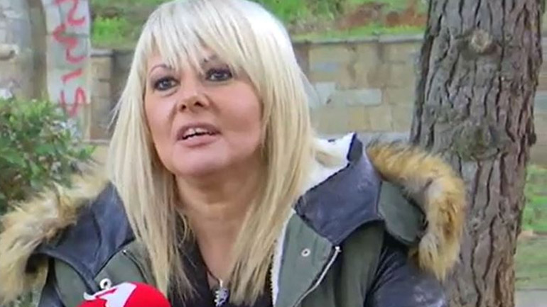 Ελένη Καρουσάκη: «Όταν όλος ο χώρος είναι άνεργος με ενοχλεί που τραγουδάει η Νατάσα Θεοδωρίδου»