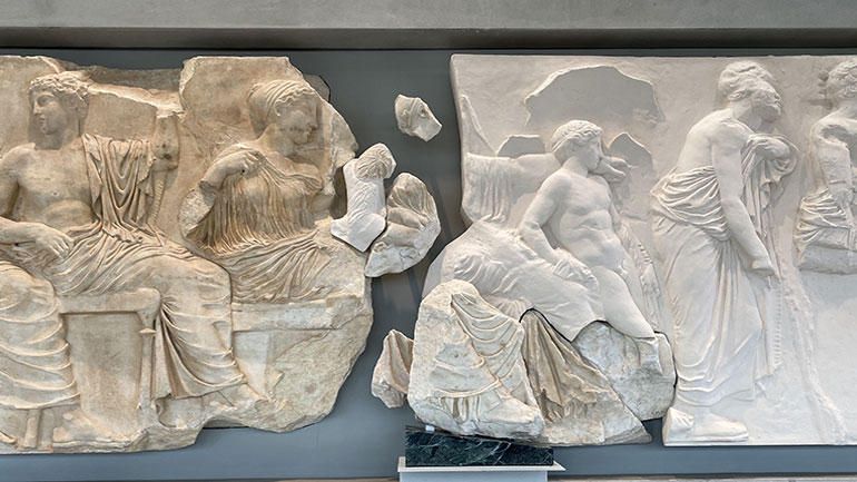 «Καλή αρχή» με την τοποθέτηση του θραύσματος Fagan στο μουσείο της Ακρόπολης