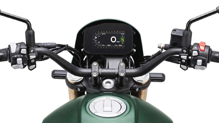 Έγχρωμη TFT οθόνη με σύγχρονο σχεδιασμό και πλούσιες πληροφορίες.