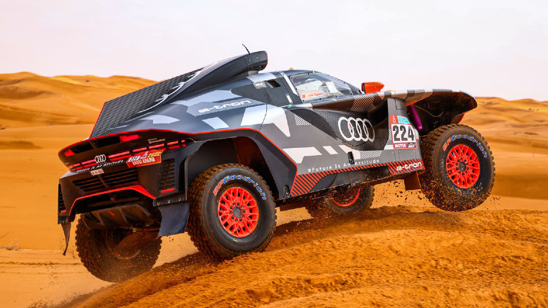 Χωρίς να έχουν να χάσουν κάτι οι οδηγοί της Audi πιέζουν για νίκες στις ειδικές.