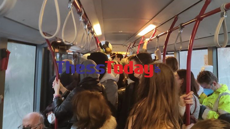 Θεσσαλονίκη: «Ασφυκτικά» γεμάτα τα λεωφορεία του ΟΑΣΘ