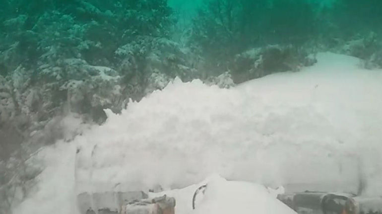 Χιονιάς στα ορεινά και μεγάλα ύψη βροχόπτωσης στα πεδινά της Καρδίτσας