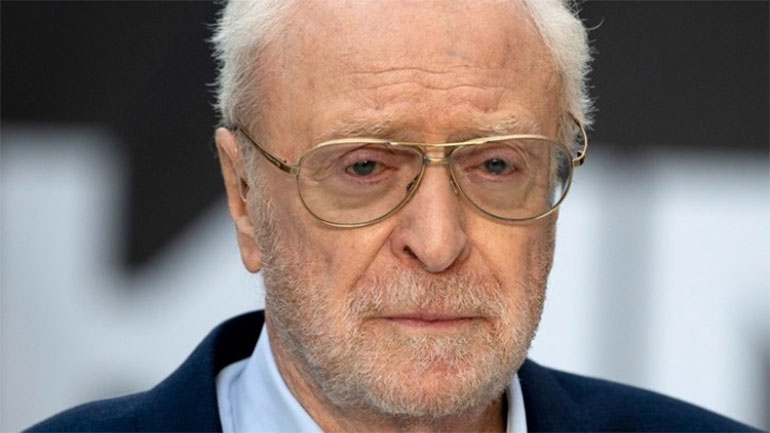 Προσωπικά αντικείμενα και αναμνηστικά του Μάικλ Κέιν πωλούνται σε δημοπρασία