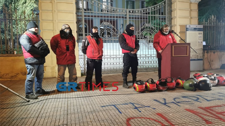 Θεσσαλονίκη: «Ούτε σε πόλεμο τόσους νεκρούς» φώναξαν εργαζόμενοι της e-food