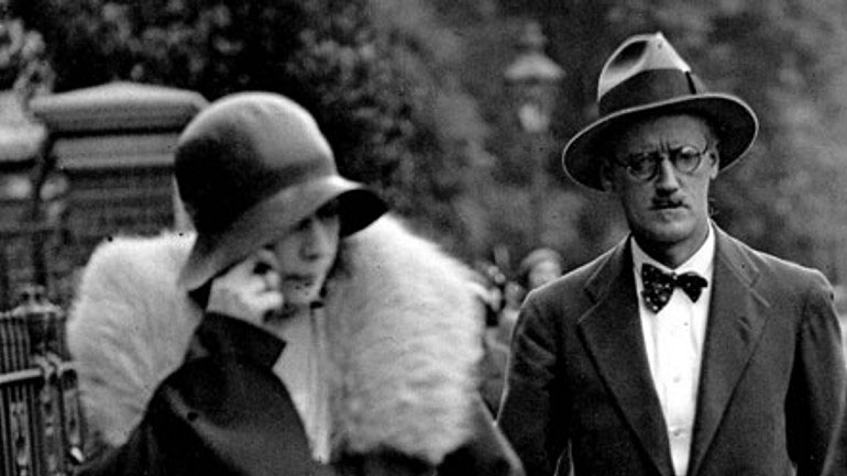 Kαμαριέρα τρέλανε ερωτικά τον μπουρδελιάρη κορυφαίο συγγραφέα του 20ού αιώνα