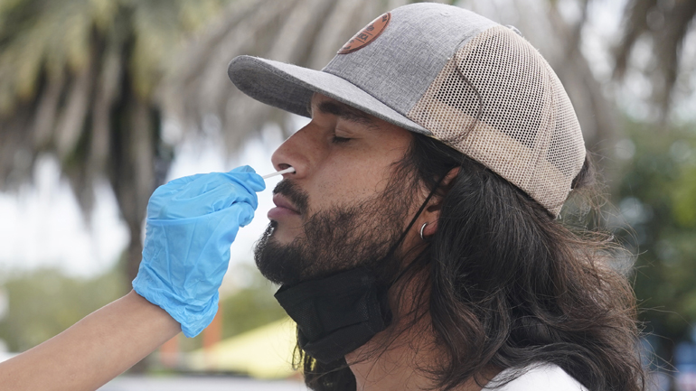 ΗΠΑ: Στο 1 δισεκ. ο αριθμός των τεστ που διανέμονται δωρεάν