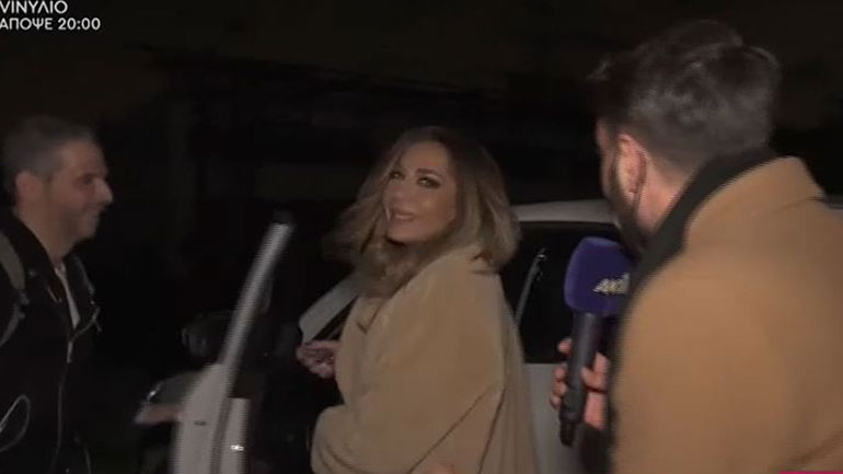 Η αντίδραση της Δέσποινας Βανδή όταν ρωτήθηκε για τη φημολογούμενη συνεργασία τον Βασίλη Μπισμπίκη