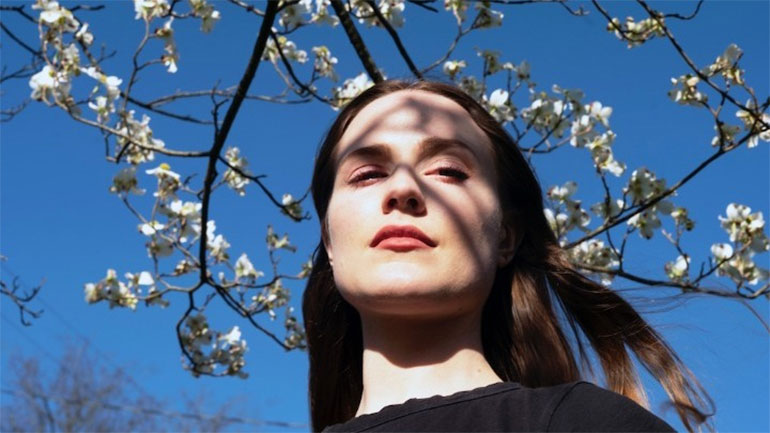 Η Έβαν Ρέιτσελ Γουντ μιλά για την κακοποίησή της από τον Μέριλιν Μάνσον στο ντοκιμαντέρ «Phoenix Rising»