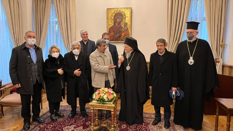 Στο Φανάρι ο πρώην πρόεδρος του Ιράν, Μαχμούτ Αχμεντινετζάν