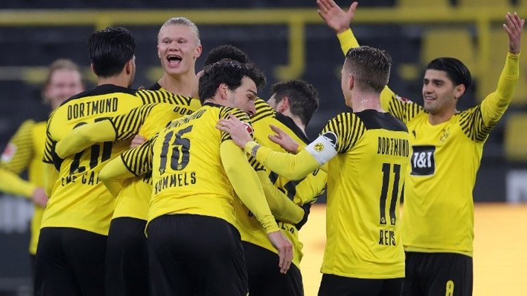 «Πάρτι» της Ντόρτμουντ απέναντι στην Φράιμπουργκ