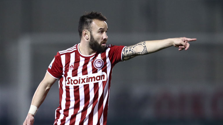 Ολυμπιακός: Ετοιμάζει 4-2-3-1 και Βαλμπουενά ο Μαρτίνς, δεν ανακοίνωσε αποστολή ο Πορτογάλος