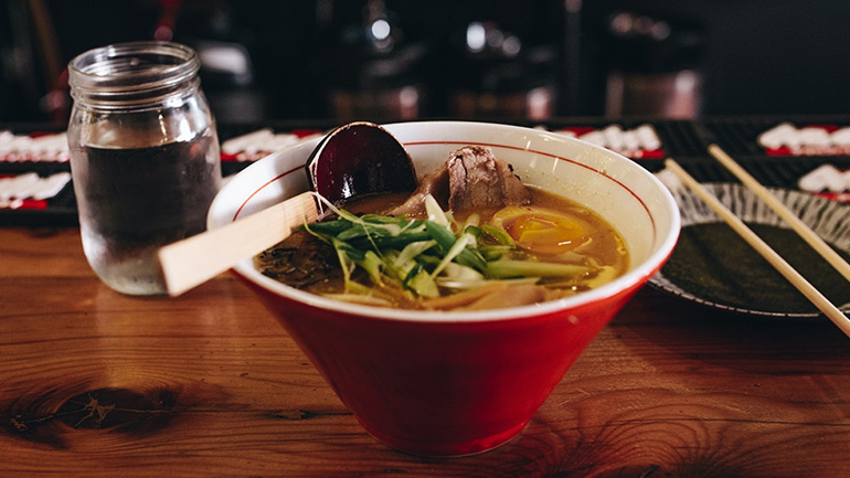 Aυθεντική γαλλική κρεμμυδόσουπα ή αλλιώς «σούπα των μπεκρήδων»